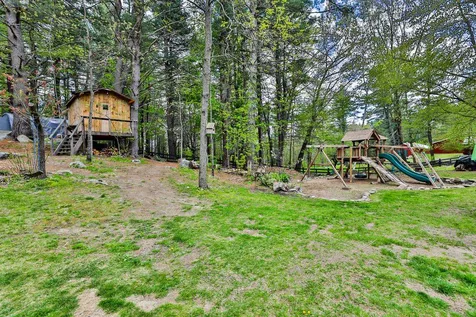 7 Greeley Road Pelham NH 03076