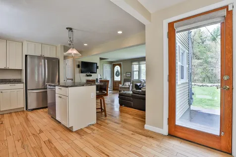 7 Greeley Road Pelham NH 03076