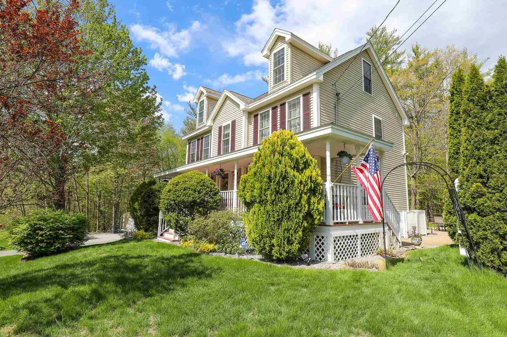 112 Heather Hill Lane Goffstown NH 03045