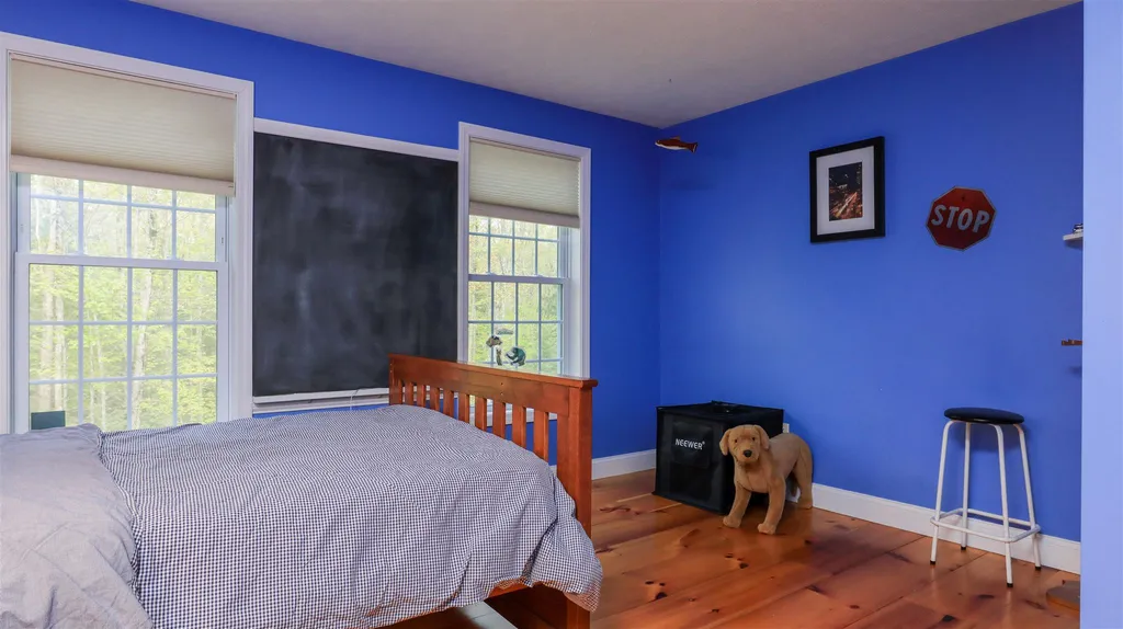 31 Dutton Circle Mont Vernon NH 03057