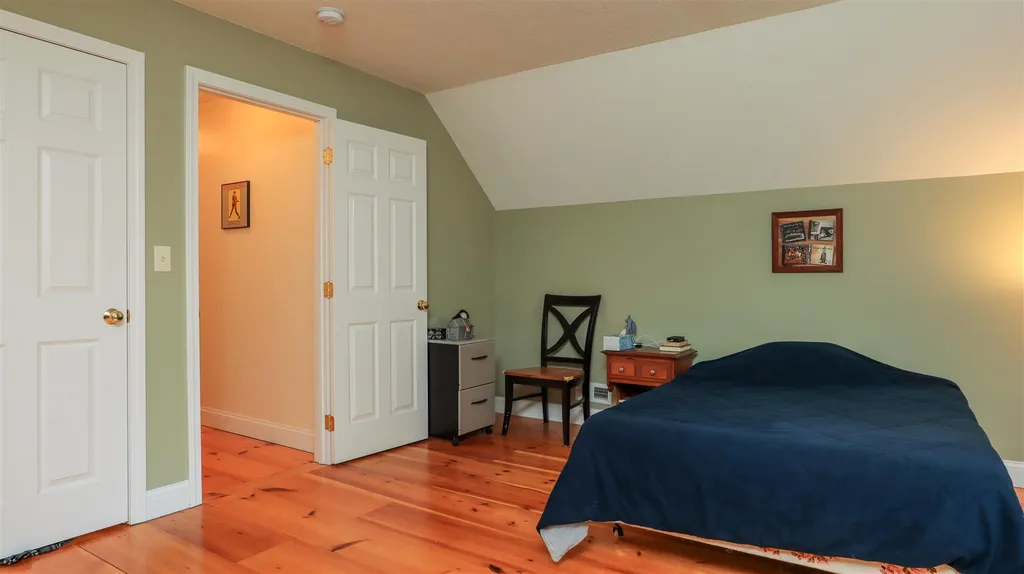 31 Dutton Circle Mont Vernon NH 03057