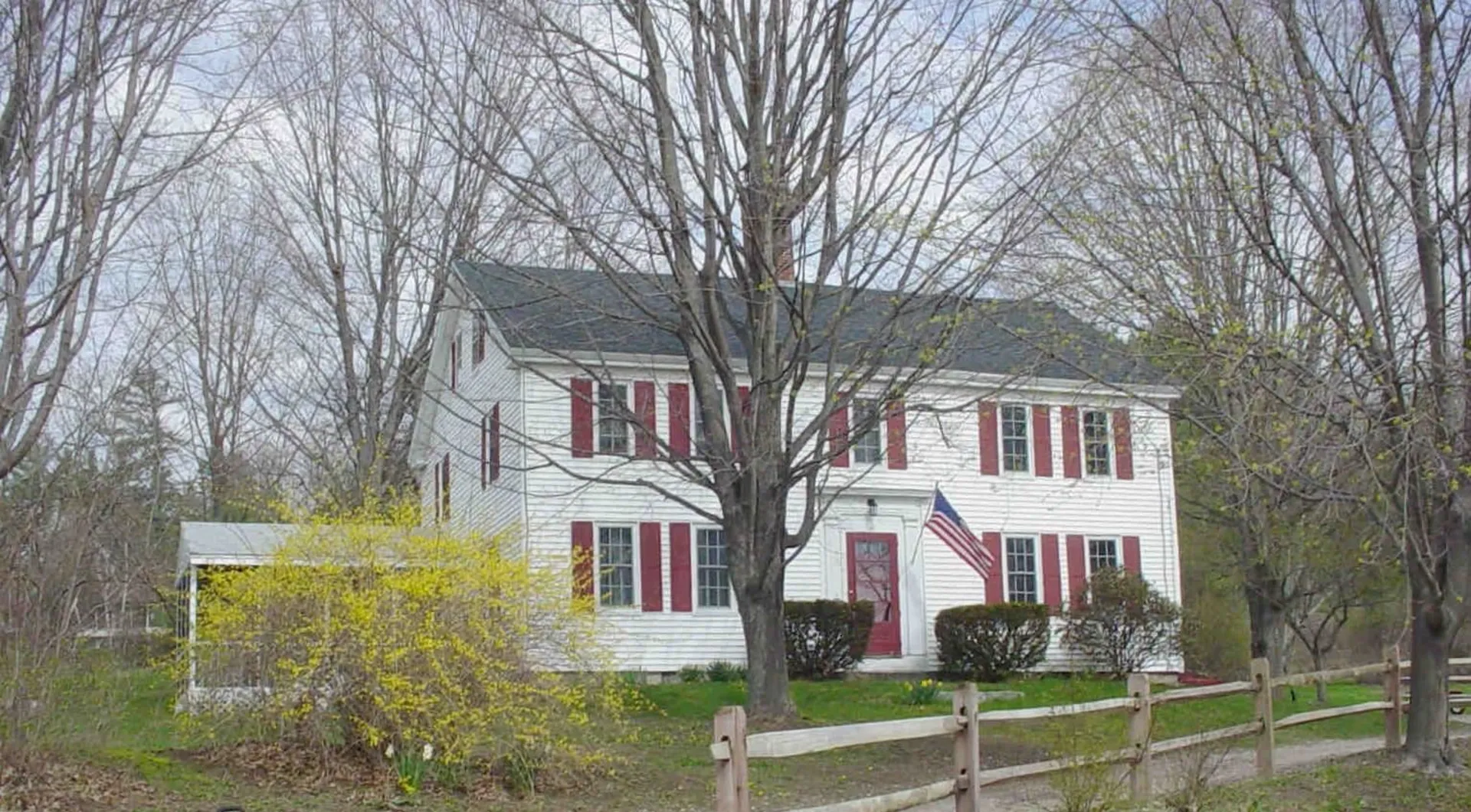 426 Buck Street Pembroke NH 03275
