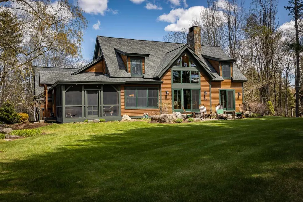 11 Lake Road Winhall VT 05304