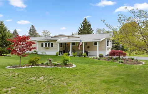 37 Lorna Street Hollis NH 03049
