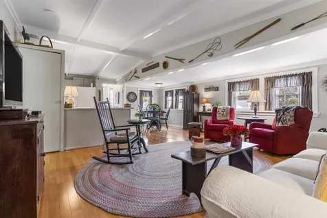 37 Lorna Street Hollis NH 03049