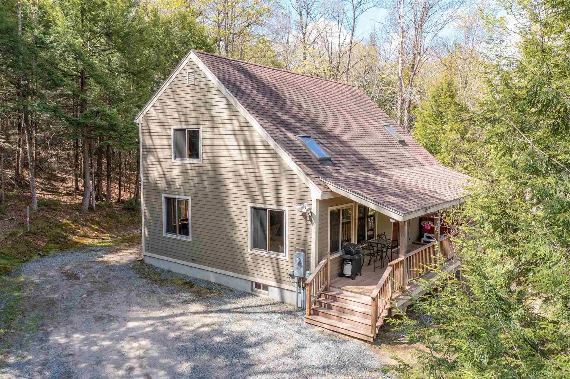 54 Covered Bridge Road Thornton NH 03285