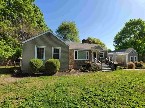 2 Anns Lane Exeter NH 03833