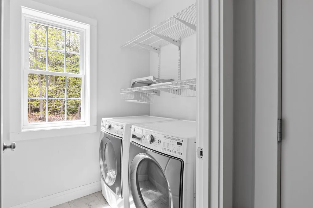 19 Lorden Road New Boston NH 03070