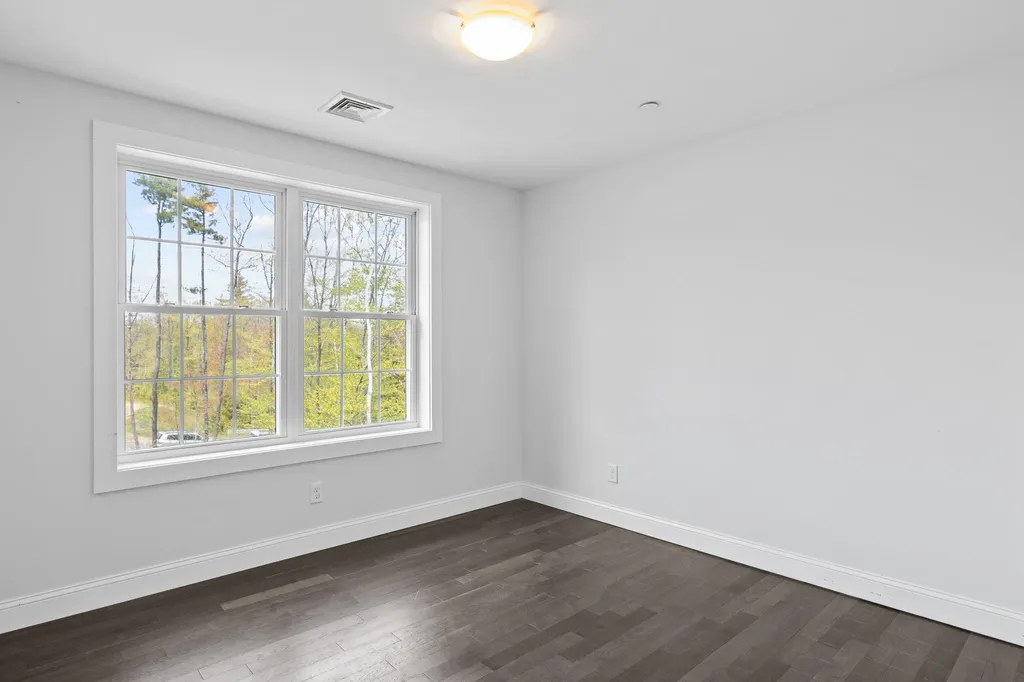 19 Lorden Road New Boston NH 03070