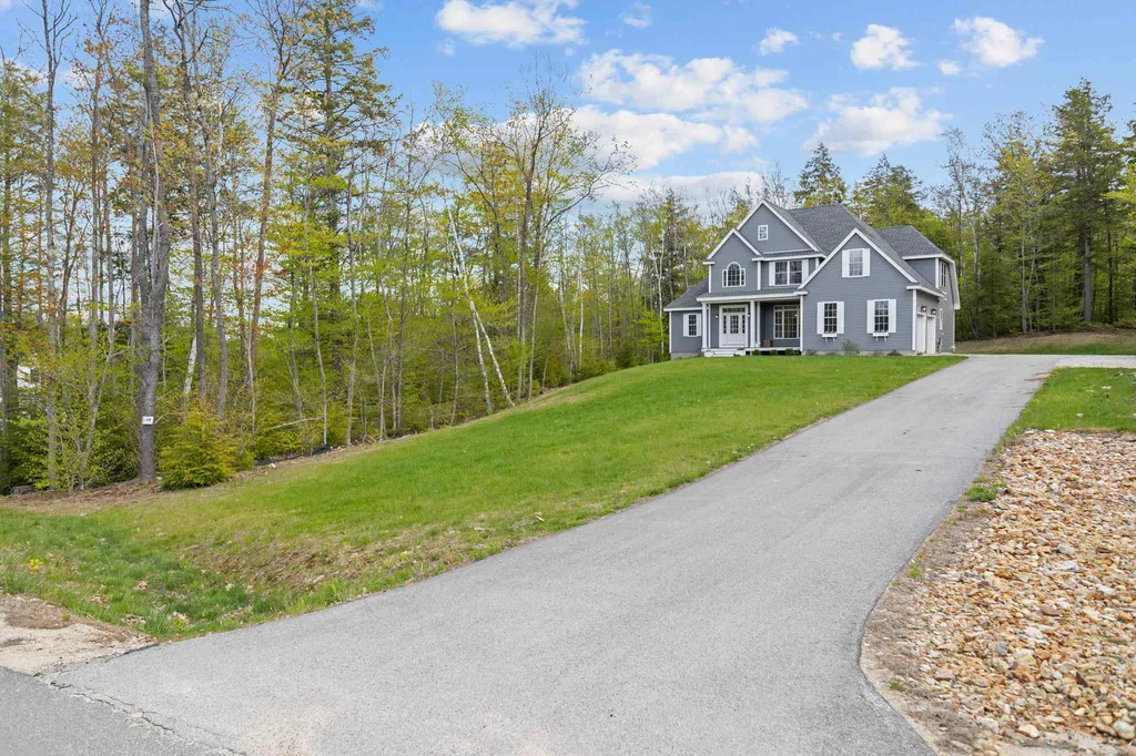 19 Lorden Road New Boston NH 03070