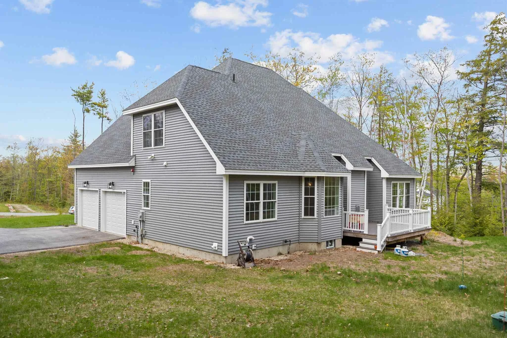 19 Lorden Road New Boston NH 03070