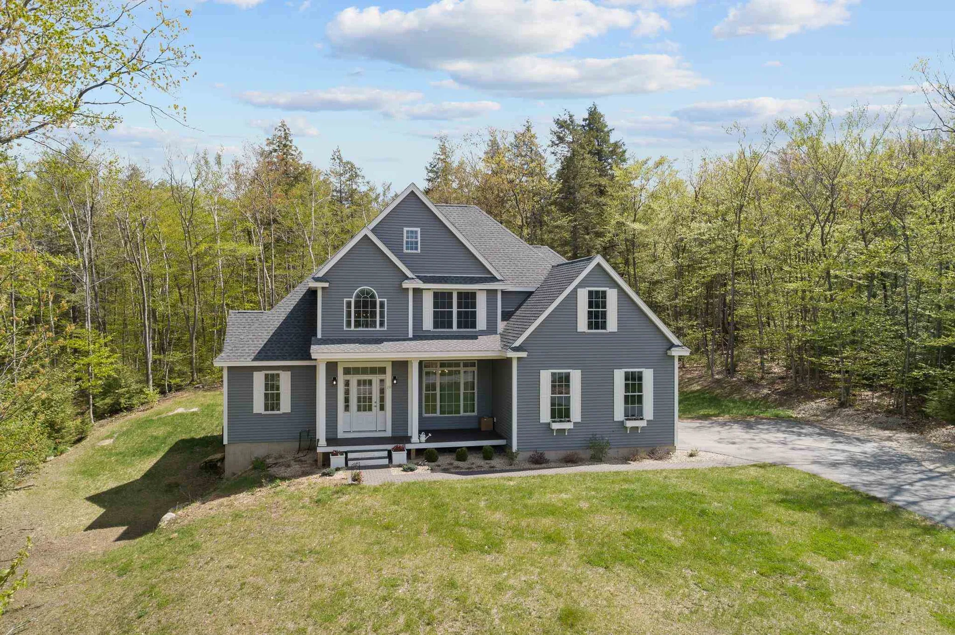 19 Lorden Road New Boston NH 03070