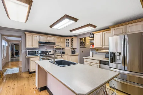 837 Lake Street Bristol NH 03222