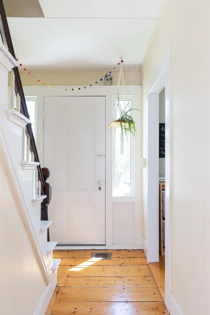 46 East Street Huntington VT 05462