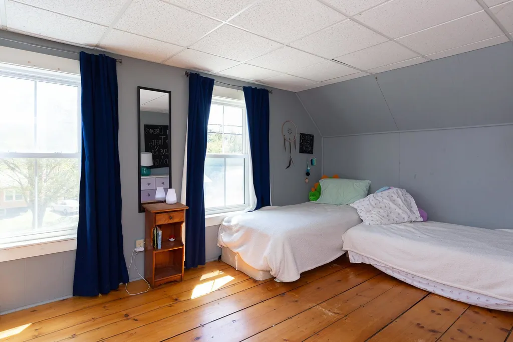 46 East Street Huntington VT 05462