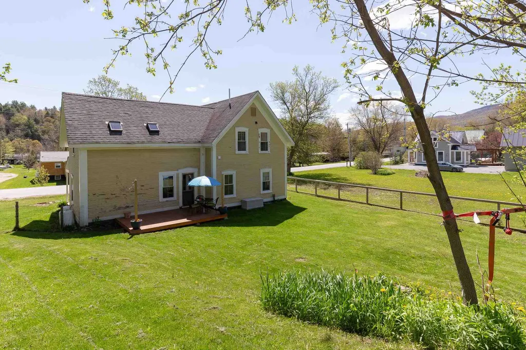 46 East Street Huntington VT 05462