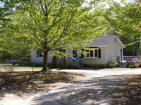 8 Woodcrest Drive Ossipee NH 03864