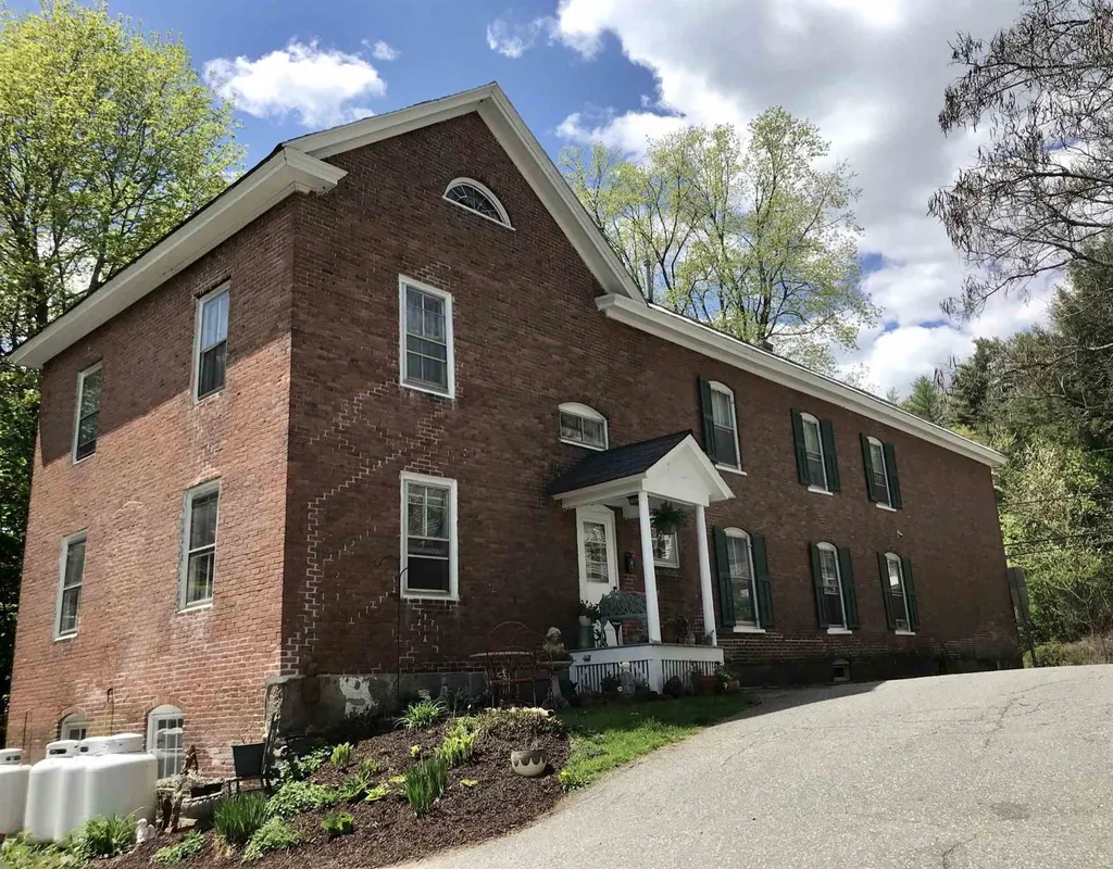 29 Ascutney Street Windsor VT 05089