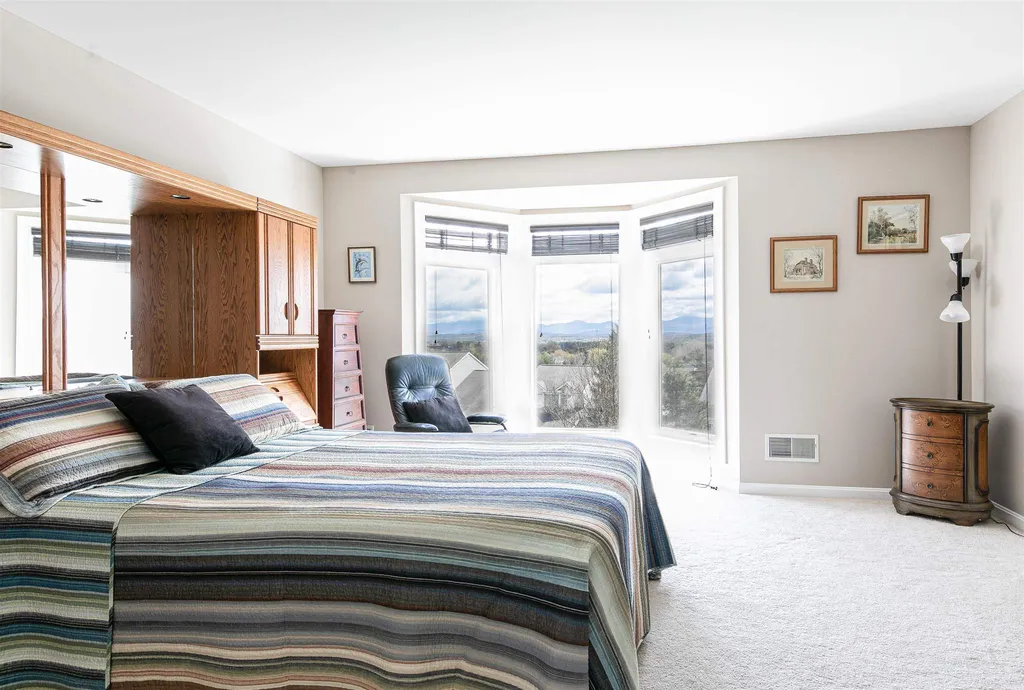 482 Golf Course Road South Burlington VT 05403