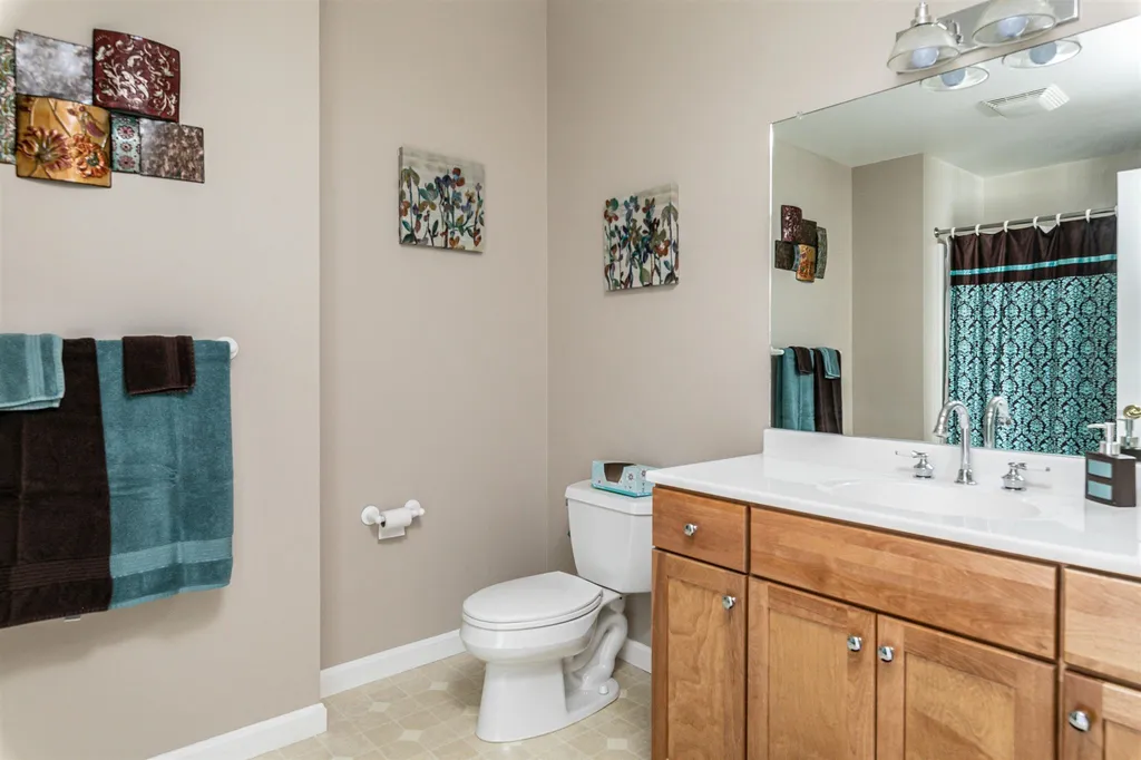 482 Golf Course Road South Burlington VT 05403