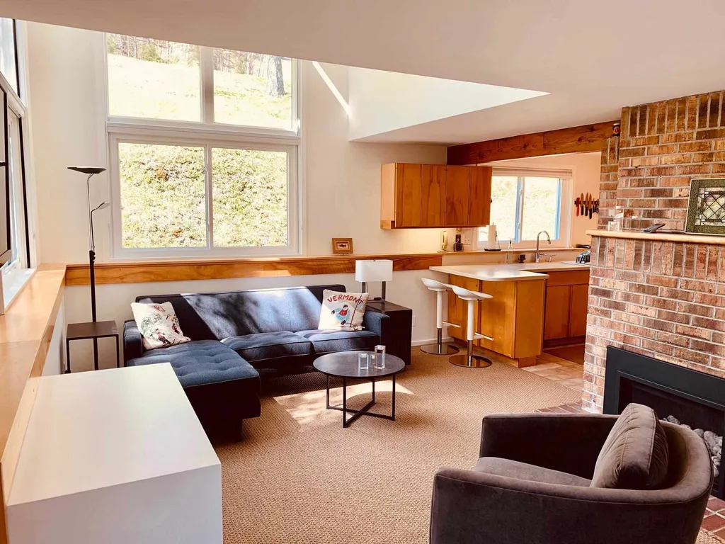 37 Spring Fling Road Warren VT 05674