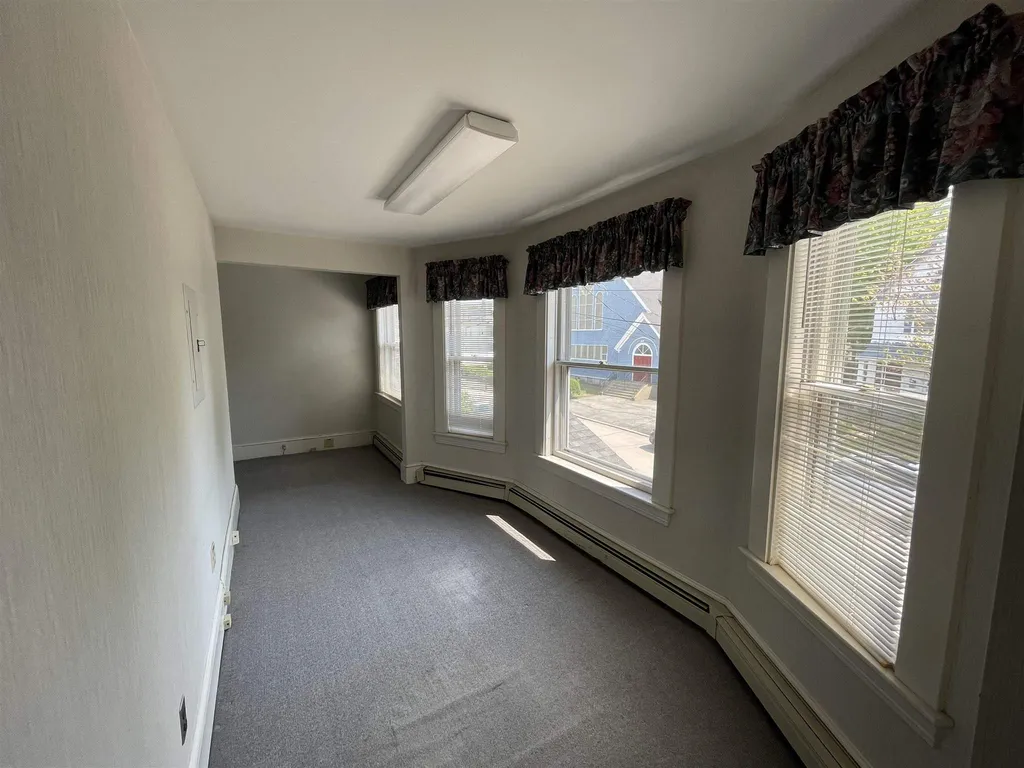 85 Brook Street Manchester NH 03104