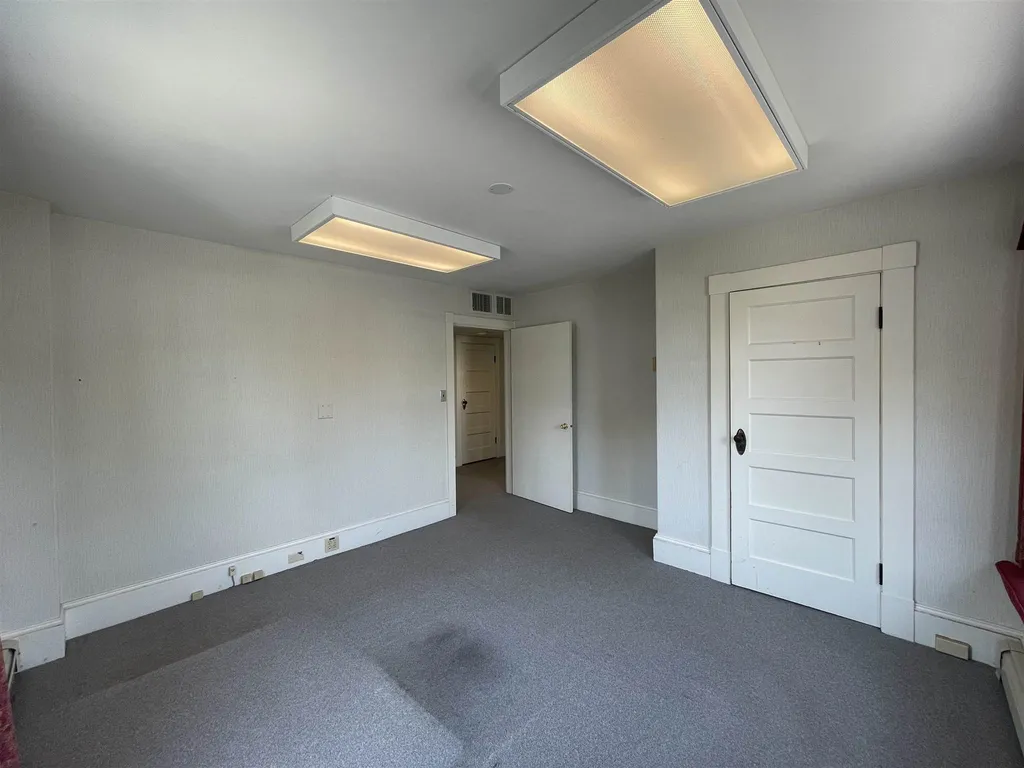 85 Brook Street Manchester NH 03104
