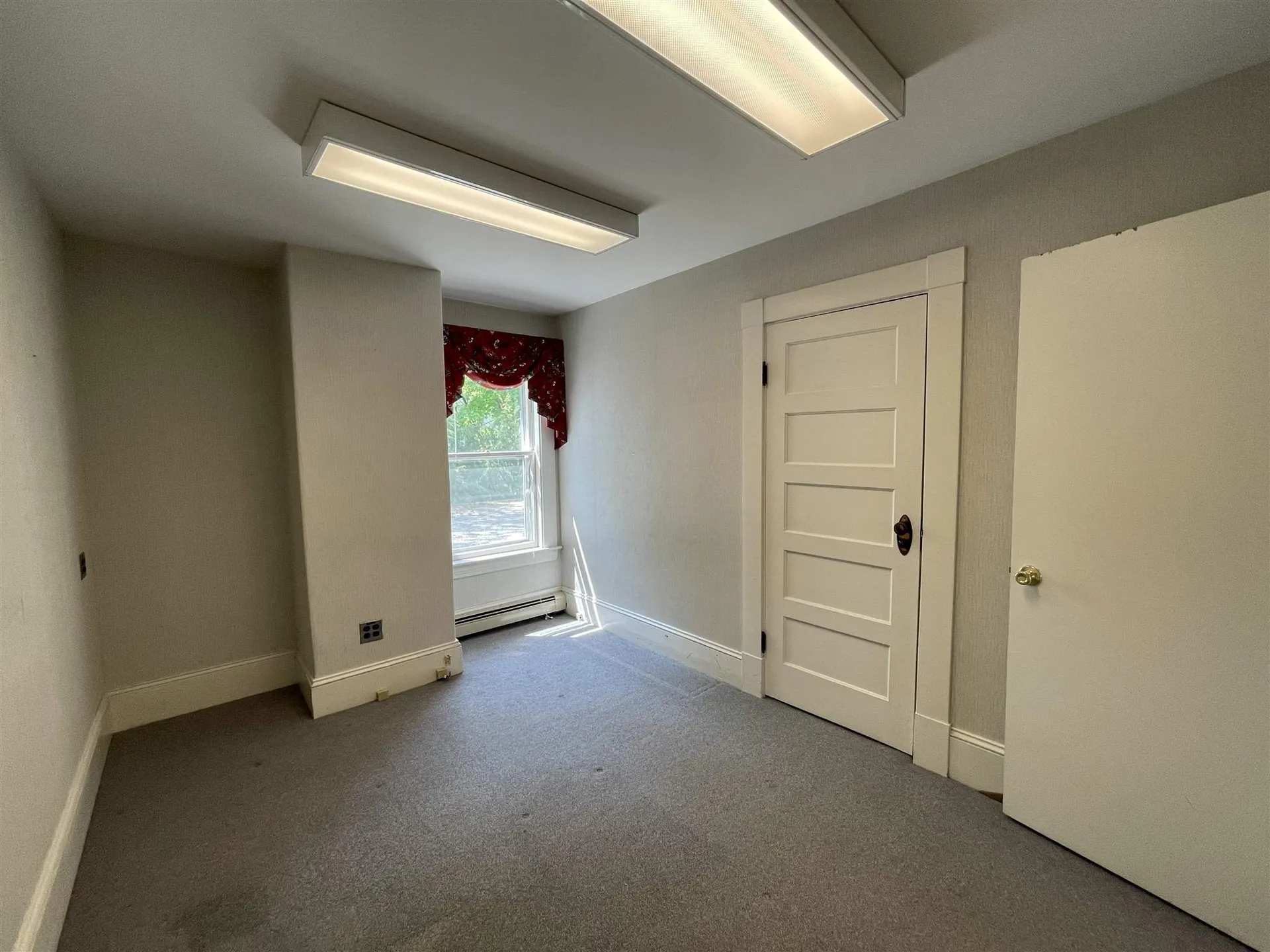 85 Brook Street Manchester NH 03104