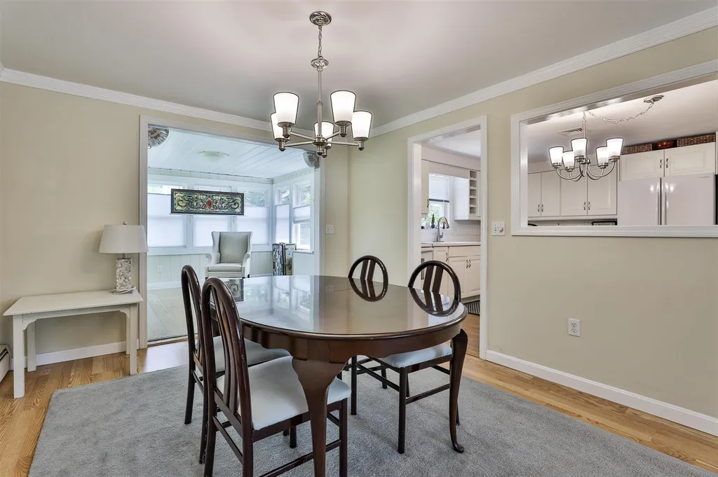6 Glendale Drive Nashua NH 03064