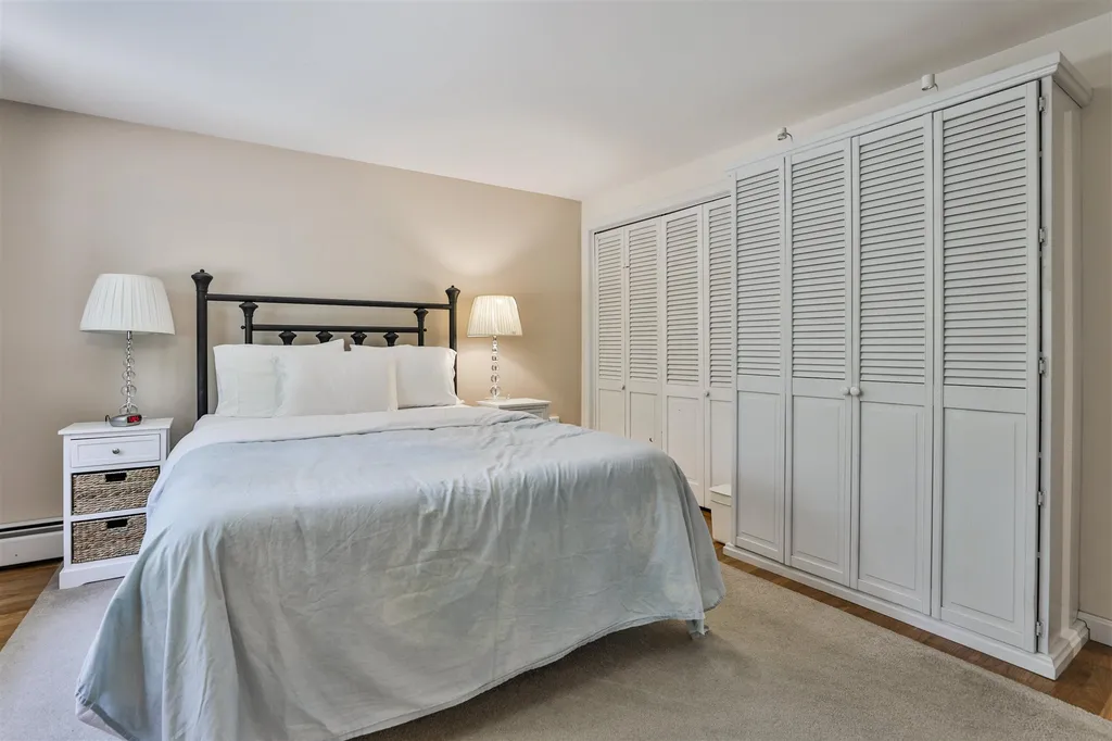 6 Glendale Drive Nashua NH 03064