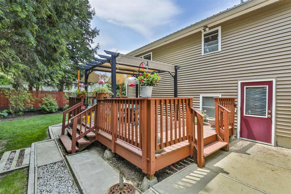 6 Glendale Drive Nashua NH 03064
