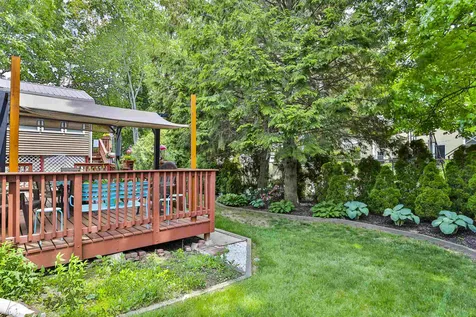 6 Glendale Drive Nashua NH 03064