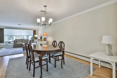 6 Glendale Drive Nashua NH 03064
