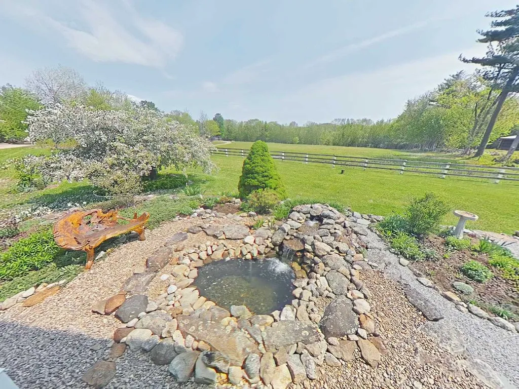 731 Deering Center Road Weare NH 03281