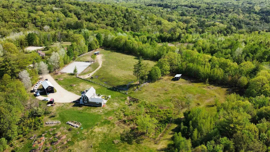 731 Deering Center Road Weare NH 03281