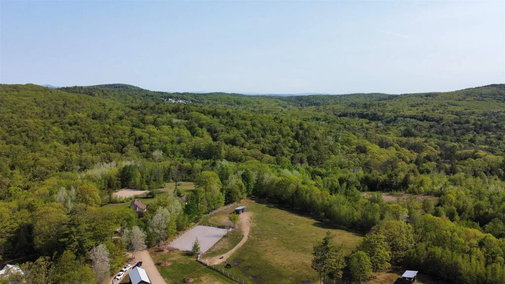 731 Deering Center Road Weare NH 03281