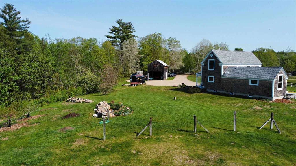 731 Deering Center Road Weare NH 03281