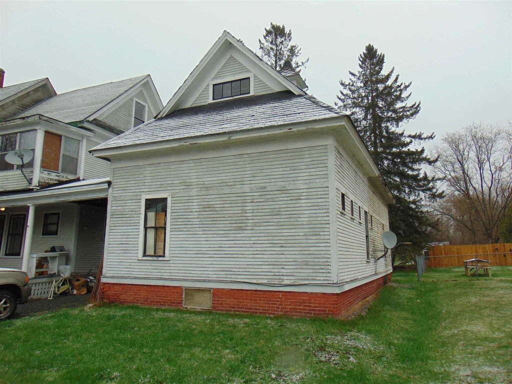 530 Lafayette Street St. Johnsbury VT 05819