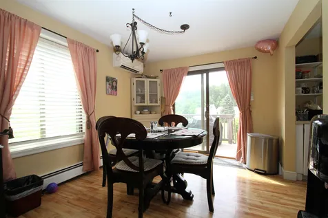 8 Pendleton Lane Londonderry NH 03053