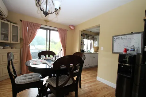 8 Pendleton Lane Londonderry NH 03053