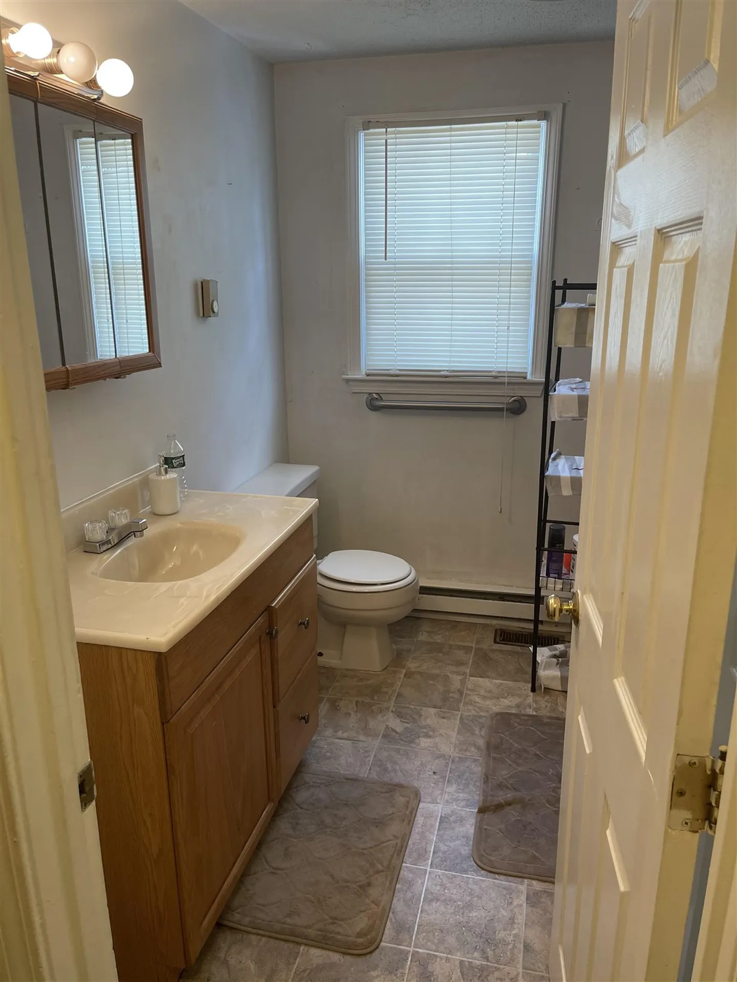 563 Spruce Street Manchester NH 03103