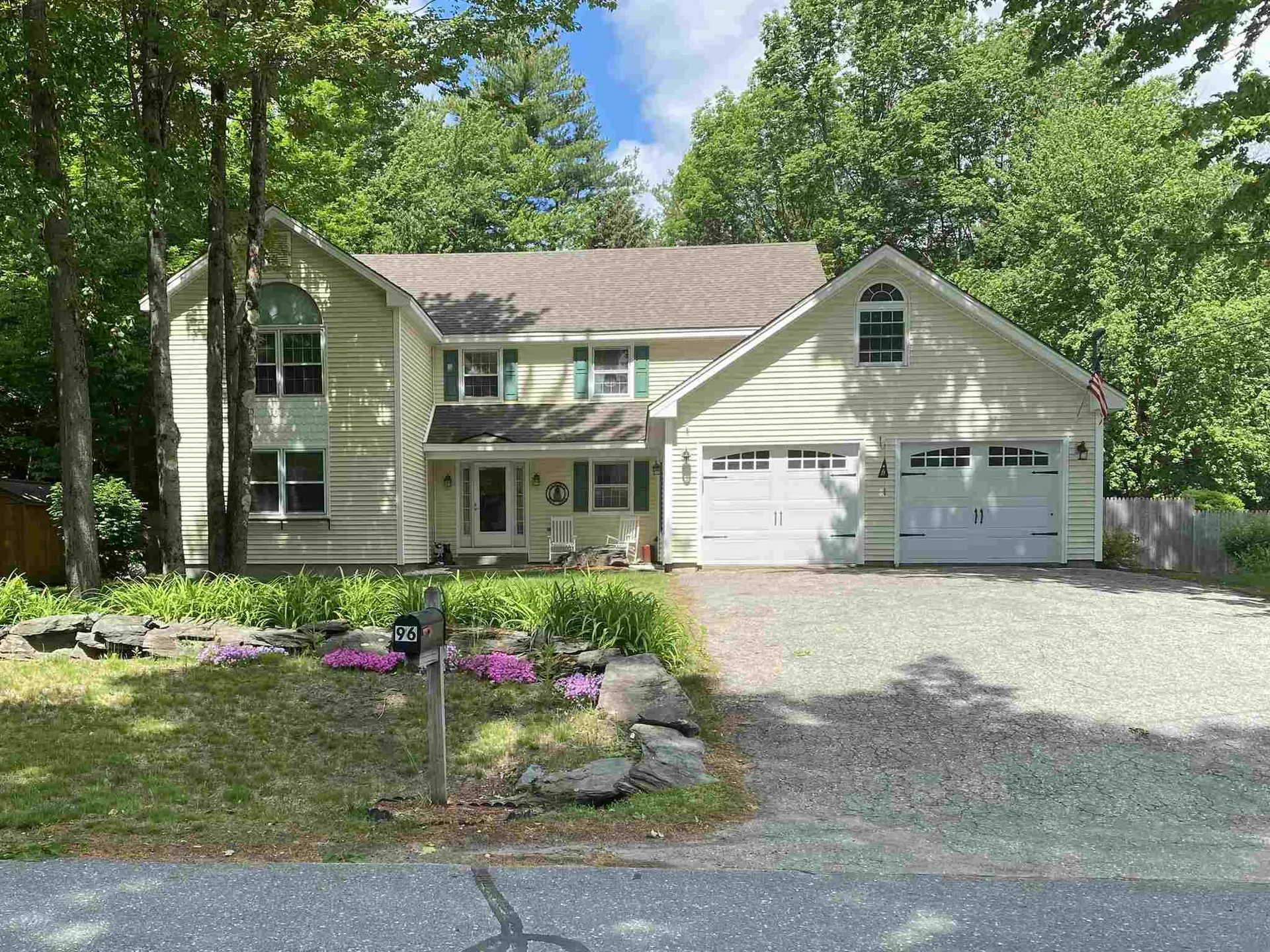 96 Ledgewood Road Claremont NH 03743