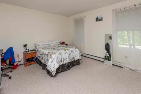 4 Gordon Court York ME 03909-5377