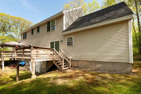 4 Gordon Court York ME 03909-5377