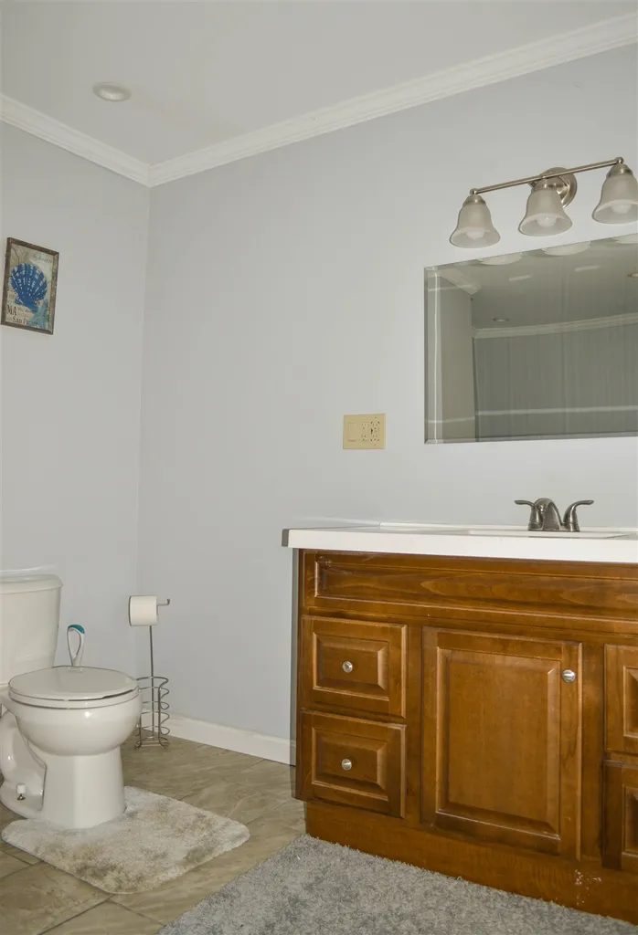 17 N Winchester Street Swanzey NH 03446