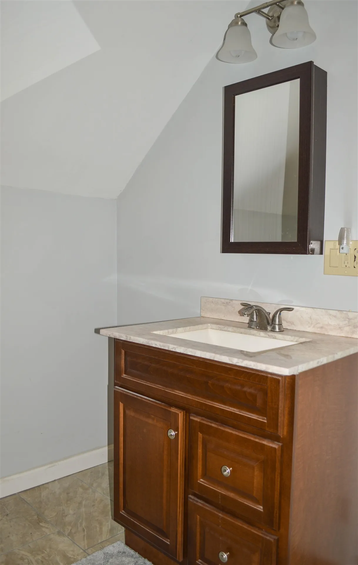 17 N Winchester Street Swanzey NH 03446