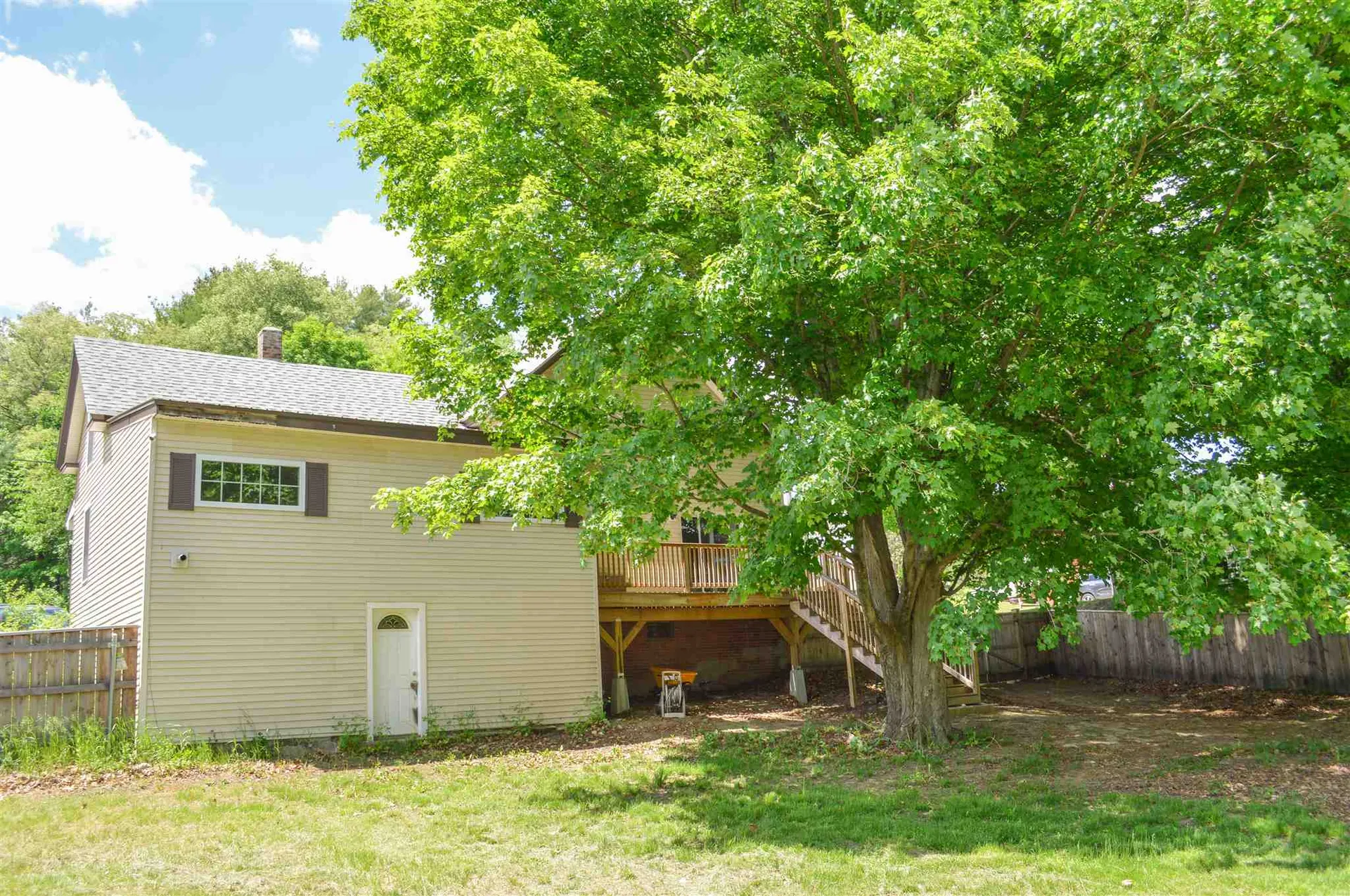 17 N Winchester Street Swanzey NH 03446