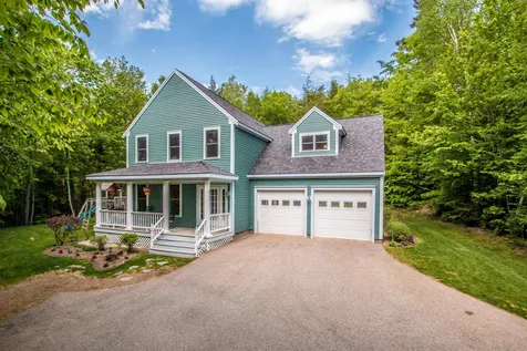 19 Holly Ridge Lane Conway NH 03818