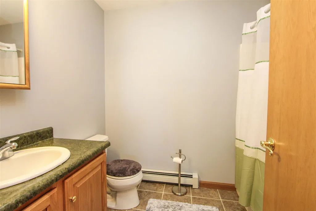 31 Higbee Road Charlotte VT 05445