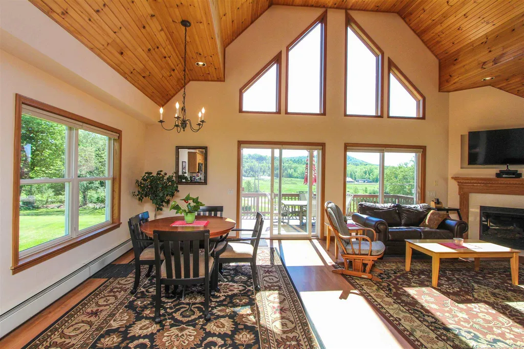 31 Higbee Road Charlotte VT 05445